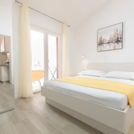 Quiet Area Apartments Rose Makarska Exterior photo