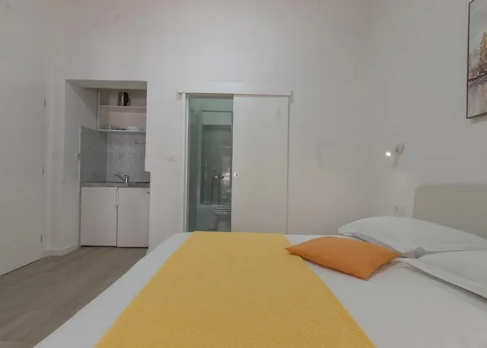 Quiet Area Apartments Rose