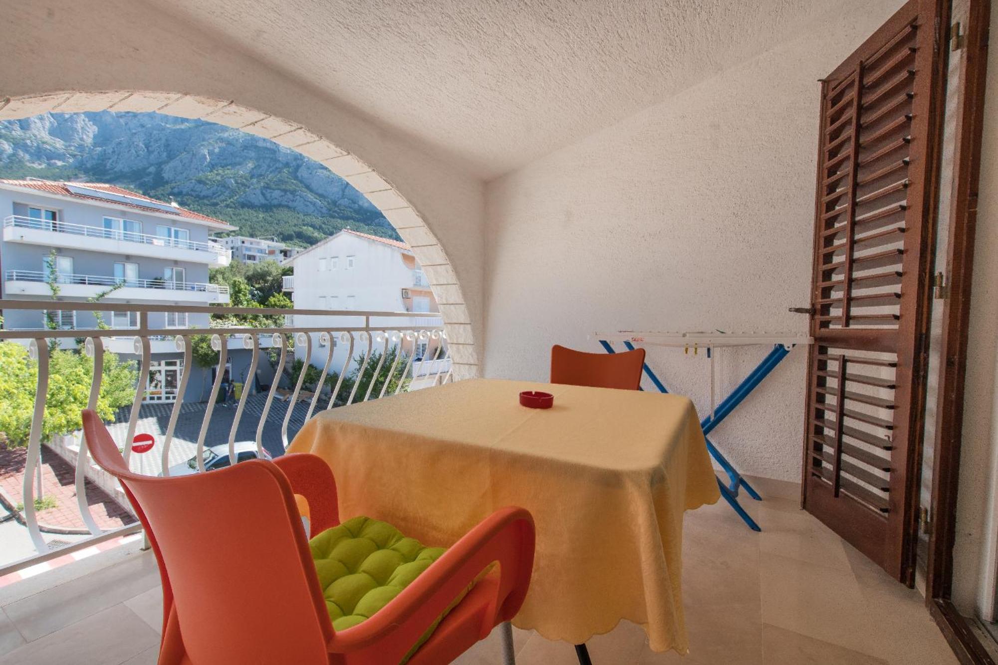 Apartment Quiet Area Rose Makarska