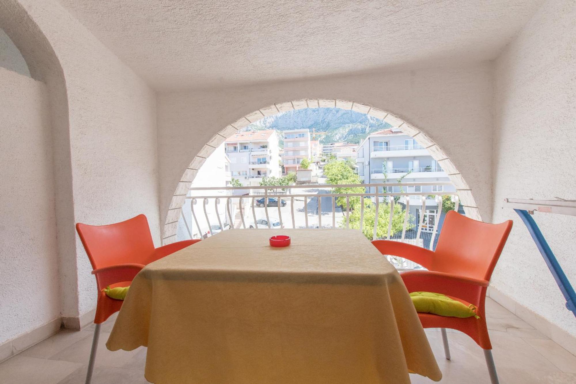 Quiet Area Rose Makarska